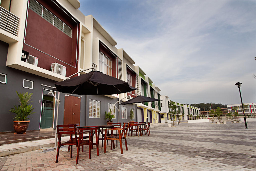 Sri Enstek Hotel Klia, Klia 2 & F1 Σεπάνγκ Εξωτερικό φωτογραφία